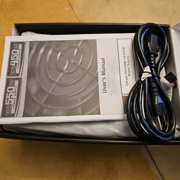 CORSAIR CMPSU-450VX‎ 450 W ATX12V V2.2 80 PLUS  Active PFC Compat w/ i7 NEW - Picture 6 of 6